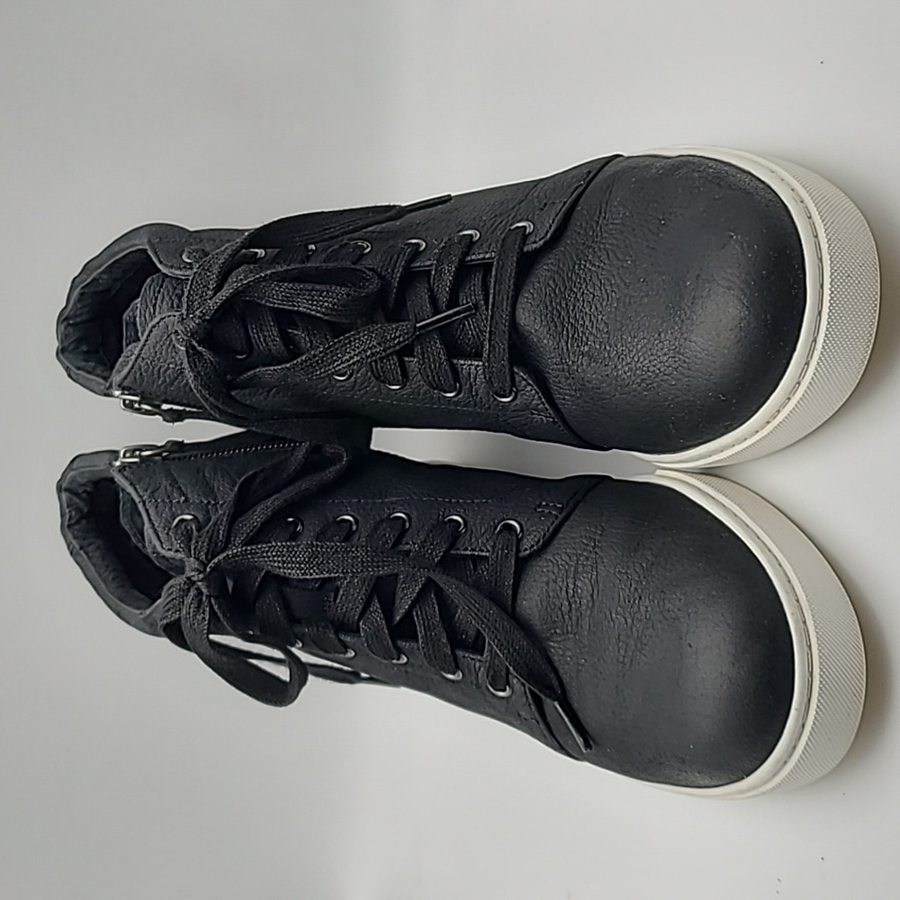 Caslon Women Leather Wedge Sneaker Shoe